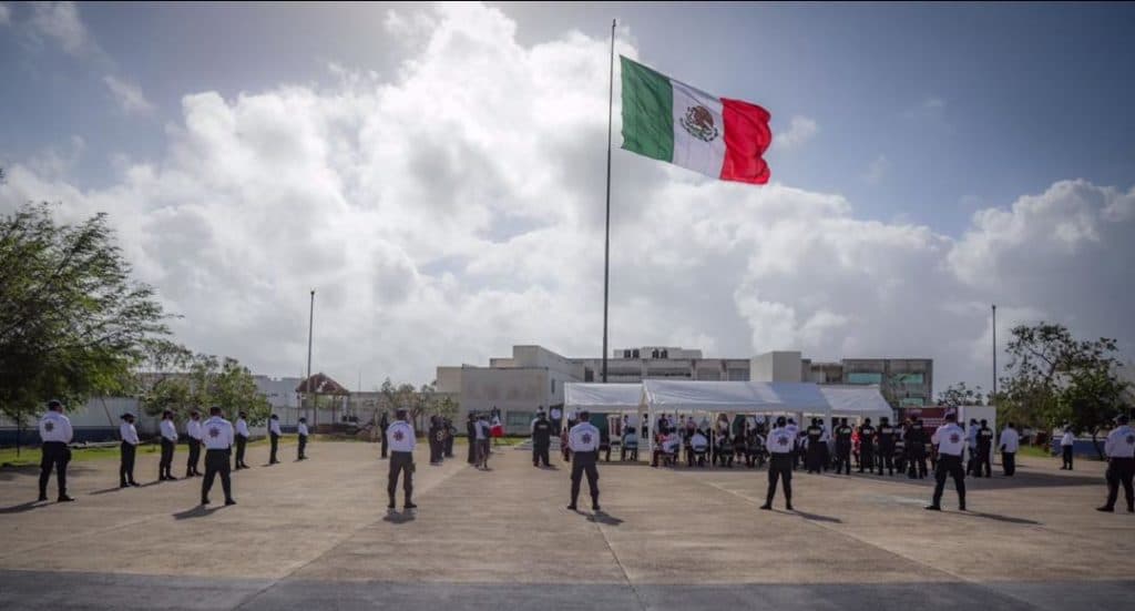 Conmemoran el 110 aniversario del inicio de la Revolución Mexicana en Playa del Carmen