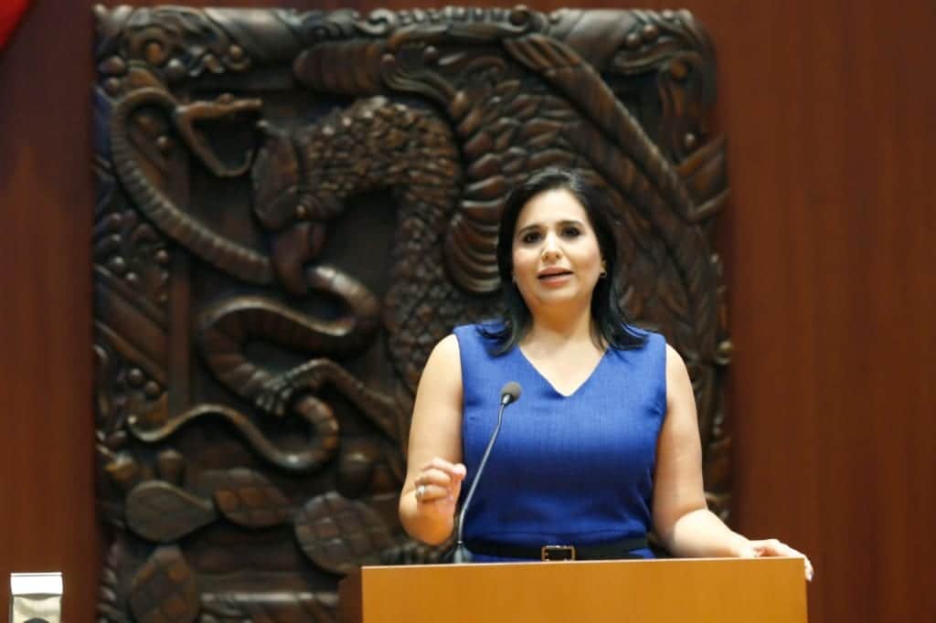 Denuncia senadora Mayuli mal manejo de AMLO en emergencia de Tabasco