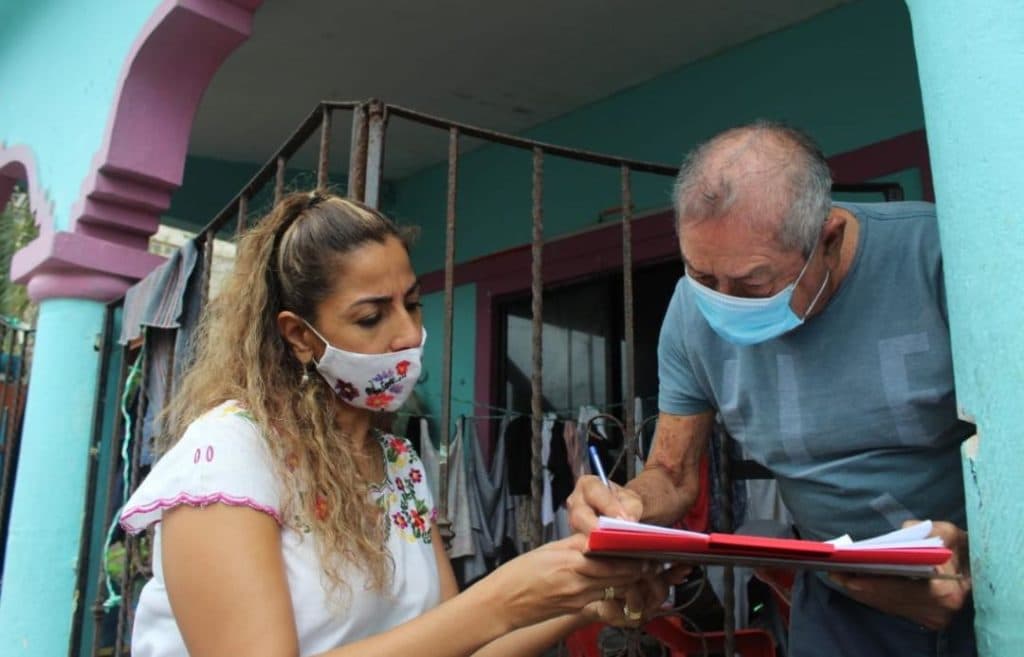 Desesperada, Marybel se confronta con bases de Morena por lograr una candidatura