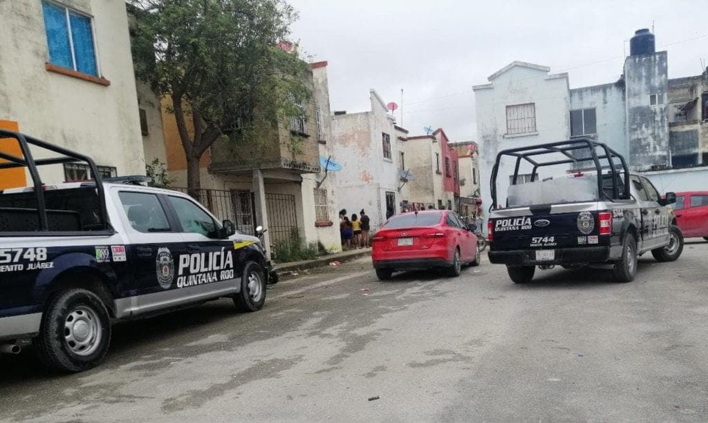 Asesinan a joven de 28 años en Villas Otoch Paraíso de Cancún; detienen a su pareja