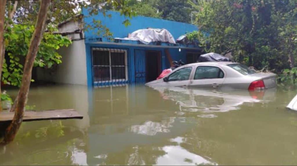 Video: Así luce Macuspana, Tabasco tras las inundaciones; gente pide ayuda