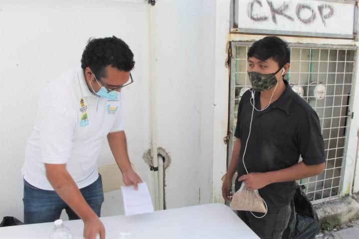 Gran afluencia en módulos de pruebas rápidas de COVID-19 de Cancún