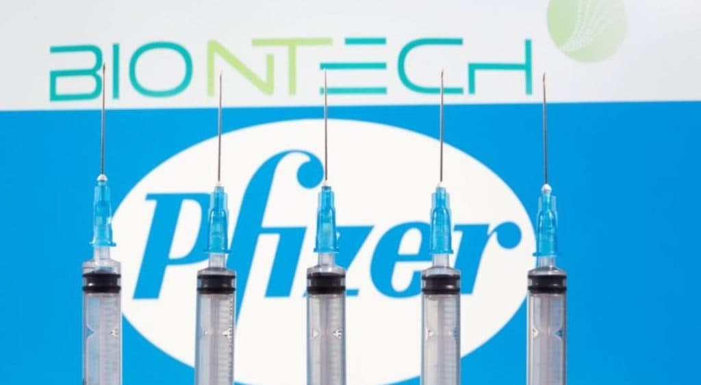 BioNTech cree que su vacuna contra Covid-19 funciona para variante de Reino Unido