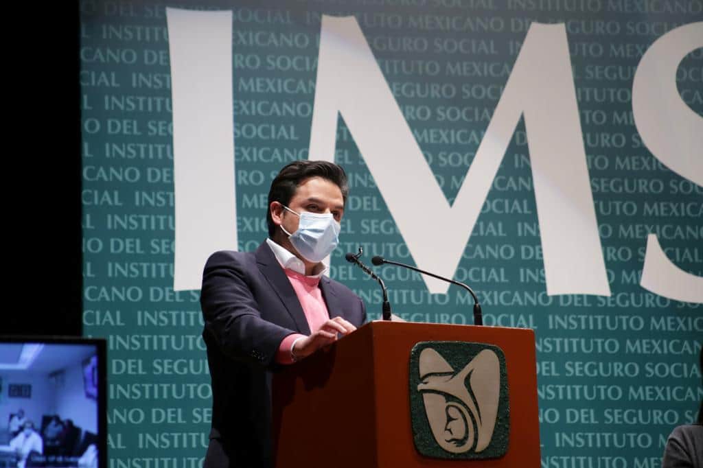 Pide IMSS "darle un respiro” al personal de salud exhausto por combatir el COVID-19