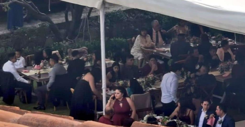 Pese a pandemia, celebran boda con más de 300 invitados en el Edomex