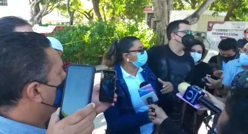 Denuncian falta de apoyo, periodistas lesionados durante represión a feministas en Cancún