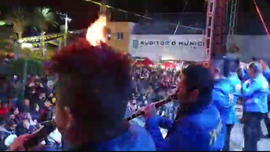 Video: Fiesta patronal con cientos de personas pese a Covid-19 en Puebla
