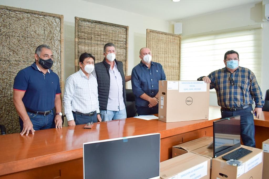 Fortalecen oficinas municipales de Tulum con nuevos equipos y tecnologías