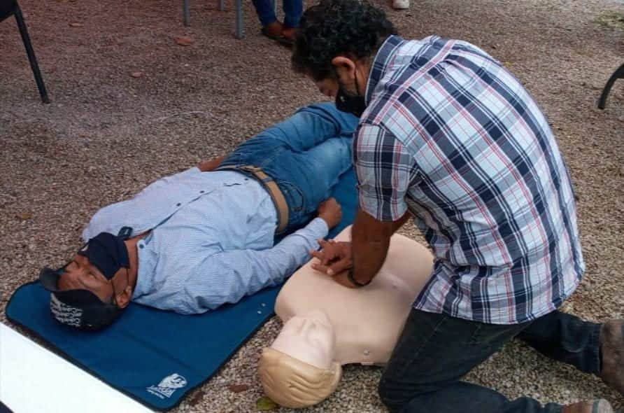 Capacita Protección Civil a ciudadanos de Tulum sobre primeros auxilios y medidas sanitarias