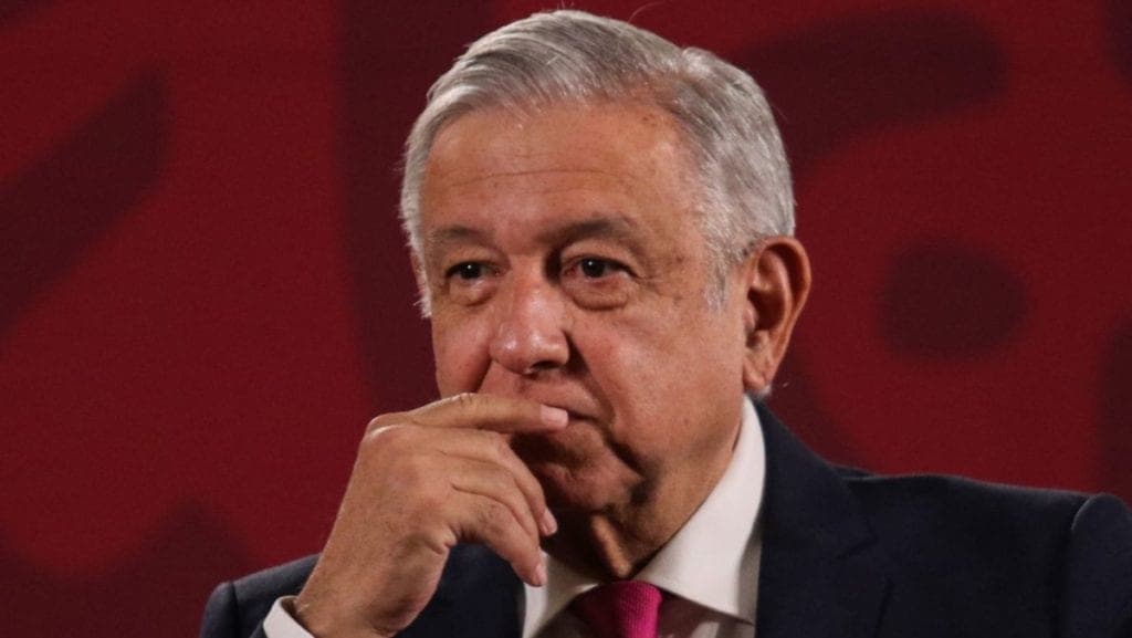 AMLO da positivo a COVID-19