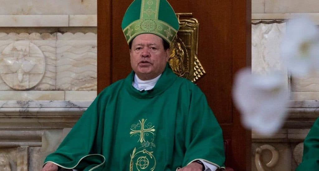 Norberto Rivera, intubado por Covid-19; denuncian que iglesia no pagó sus gastos médicos