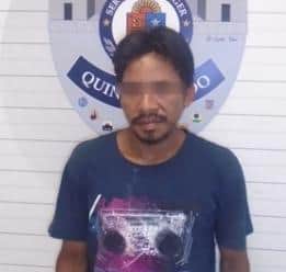 Detienen a dos hombres que saqueaban escuela en Cancún