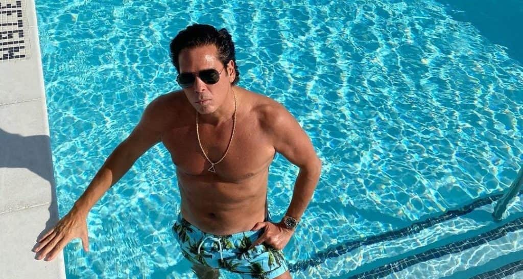 Por "una lana" puedes pasar la noche en la mansión de Roberto Palazuelos