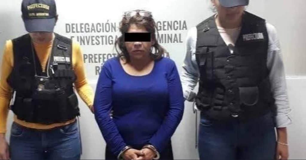 Acuchilla a su esposo por serle infiel... ¡con ella misma!