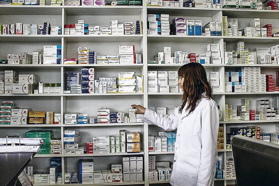 Farmacias y supermercados buscan comercializar la vacuna contra el COVID-19