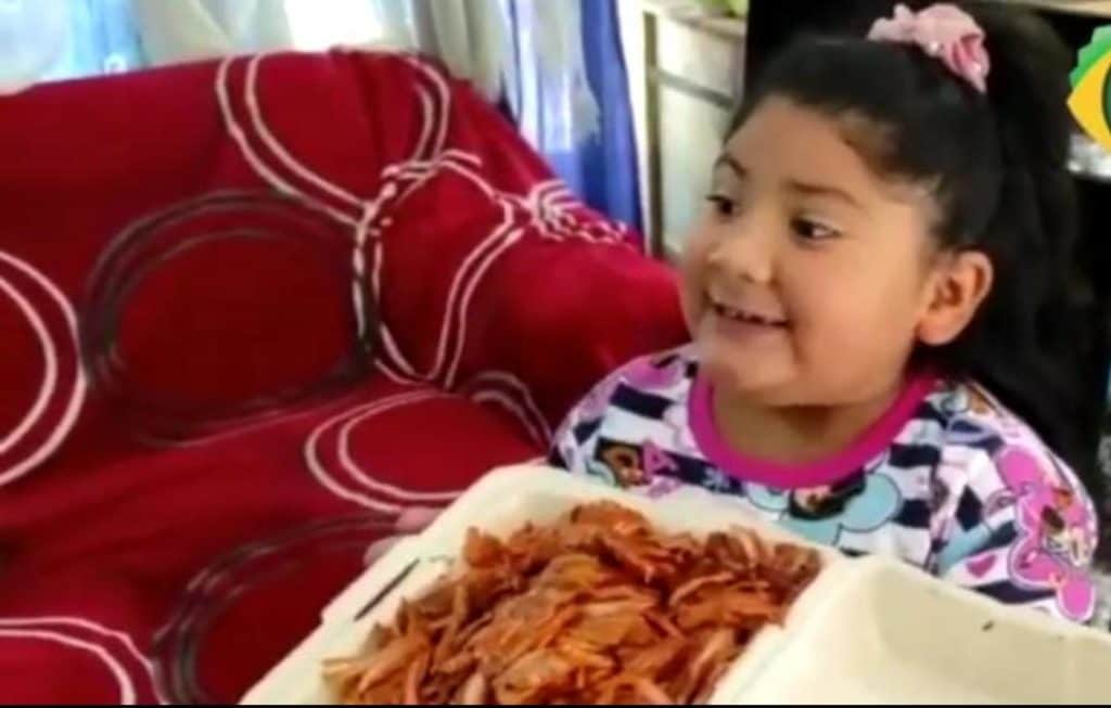 Video: Niña pide tacos a los Reyes Magos en lugar de juguetes