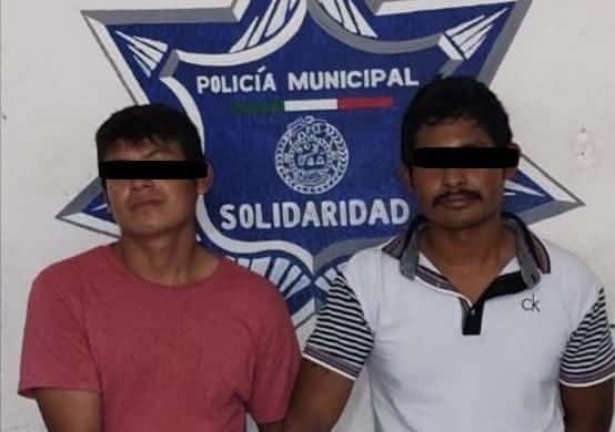 Detienen a dos asaltantes de tiendas Oxxo en Playa del Carmen