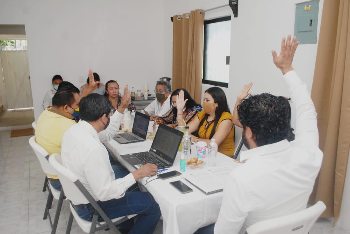 Perredistas de Quintana Roo eligen candidatos a alcaldes de Tulum y José María Morelos