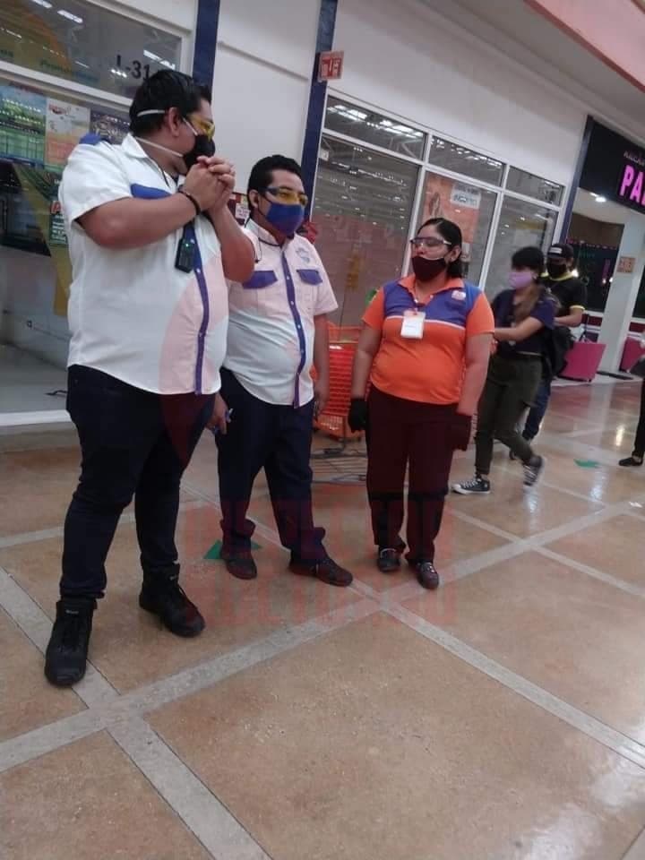 Humillan a dos mujeres de edad en Chedraui Cancún; iban con sus nietas