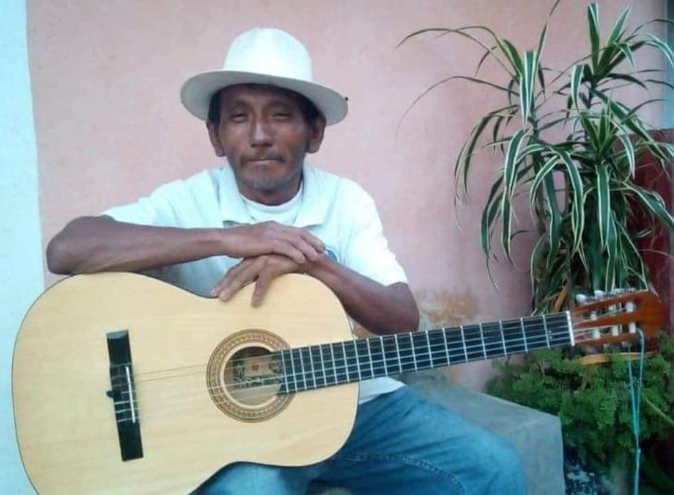 Cantautor maya presenta composición musical para promover la lengua de su pueblo