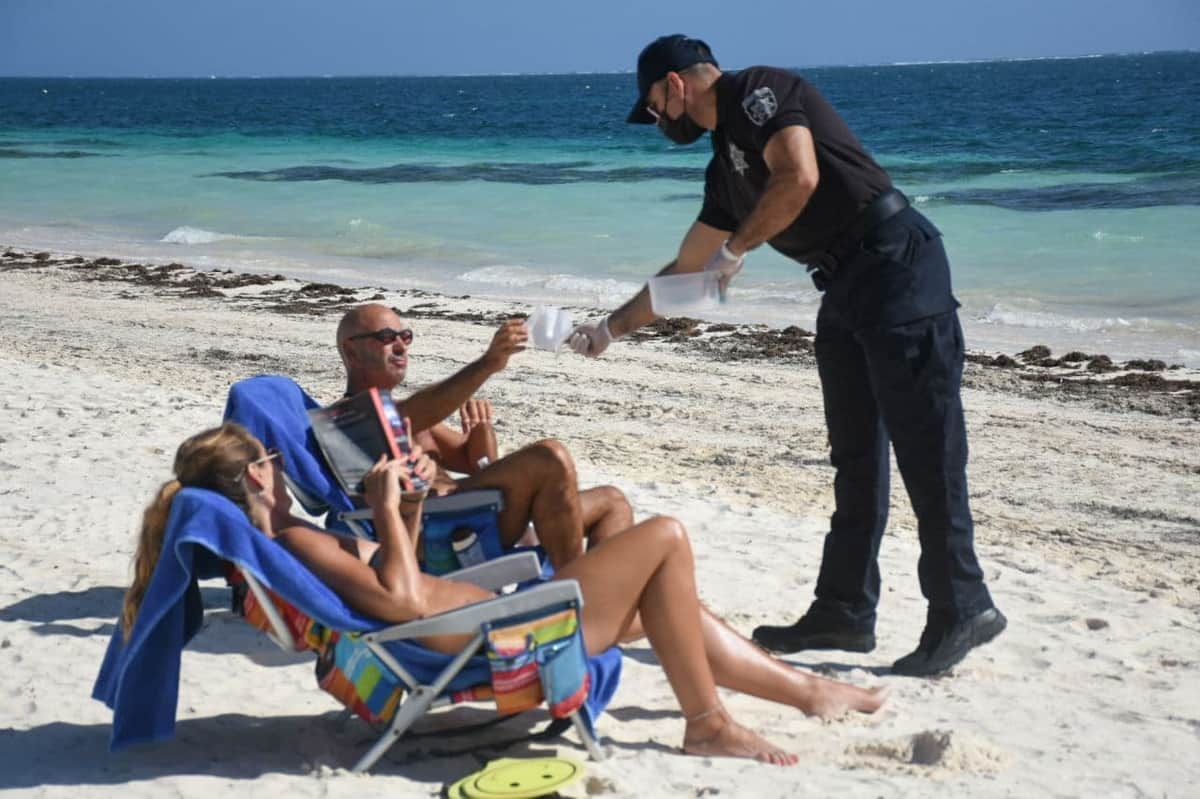 Intensifican acciones ante Covid-19 entre turistas de Puerto Morelos