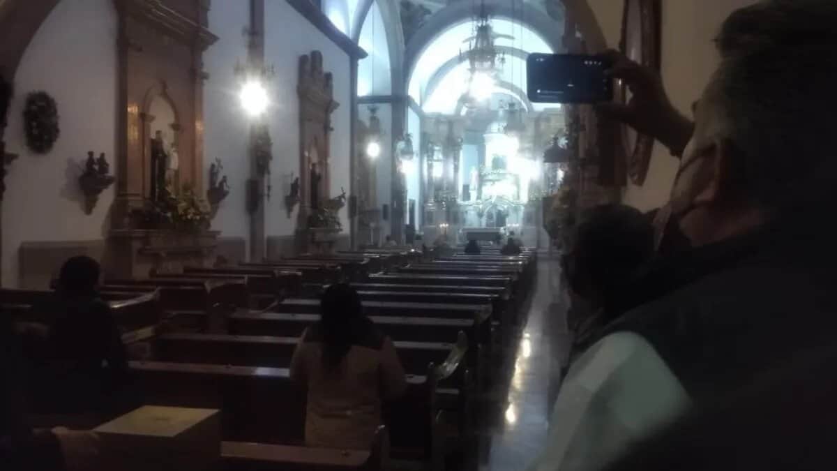 Suspenden boda con más de 100 invitados en Querétaro