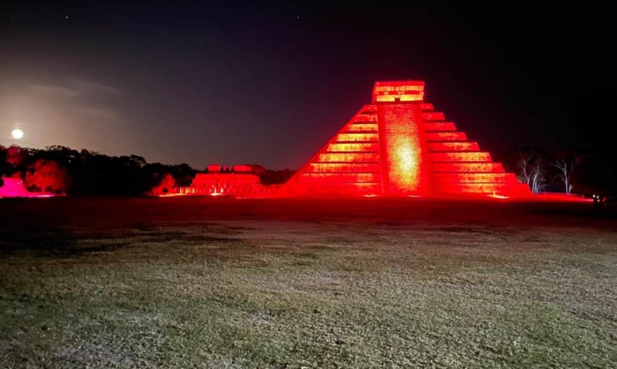 Espectáculo de luz y sonido de Chichen Itzá reanuda actividades después de meses