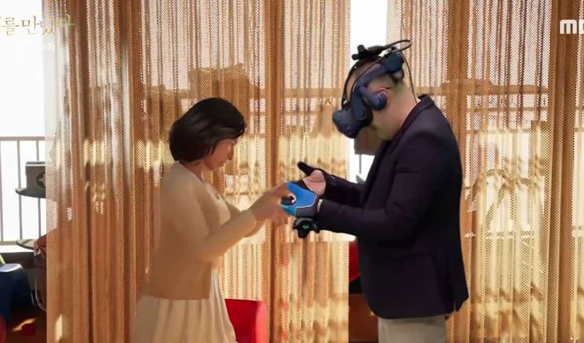 ¡Increíble! Se reencuentra con su esposa fallecida a través de realidad virtual