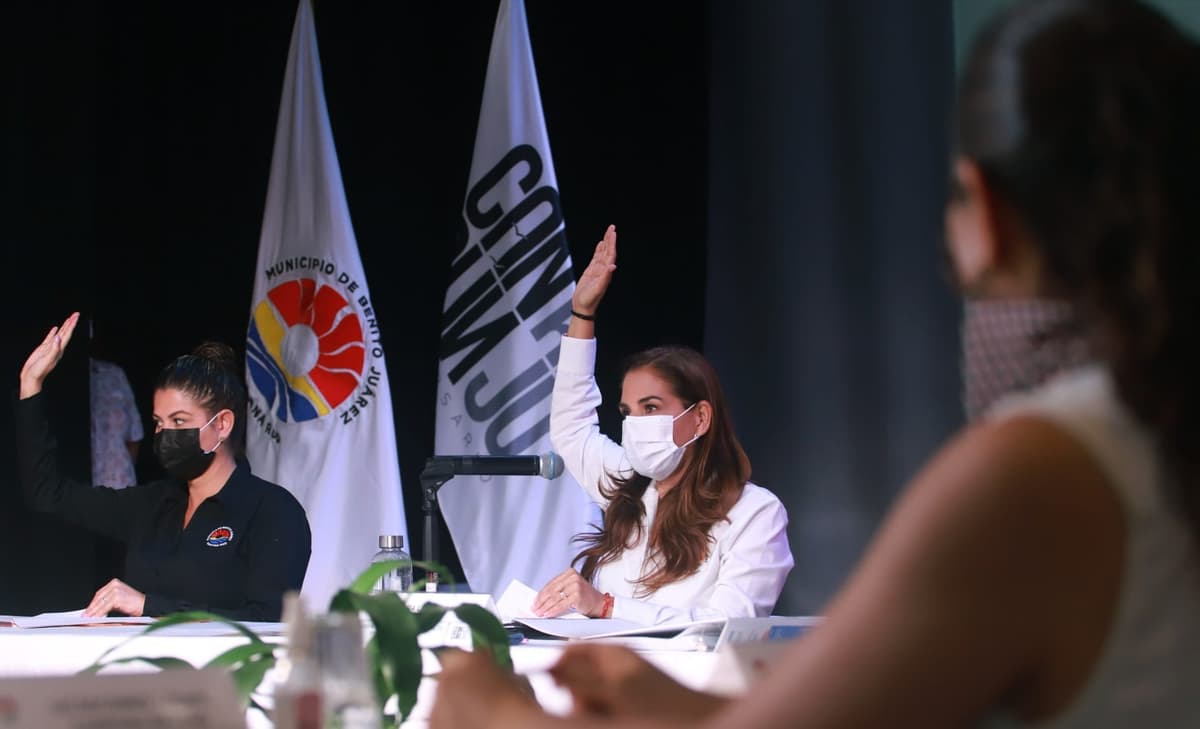 Buscan simplificar tramites gubernamentales en Cancún para facilitar la creación de empleos