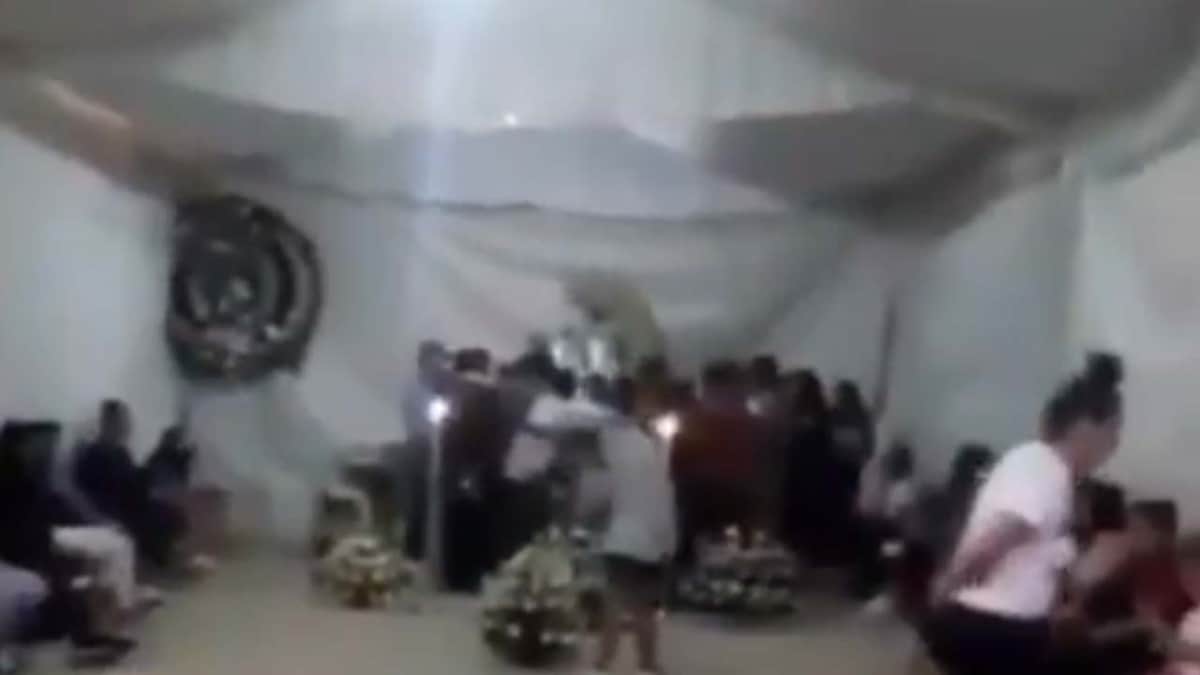 Video: Despiden a presunto ladrón de Iztapalapa con música de banda