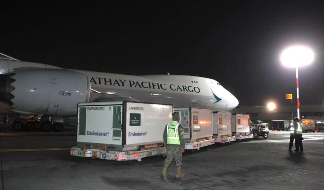 Llega a México un millón de vacunas contra Covid-19 de Sinovac