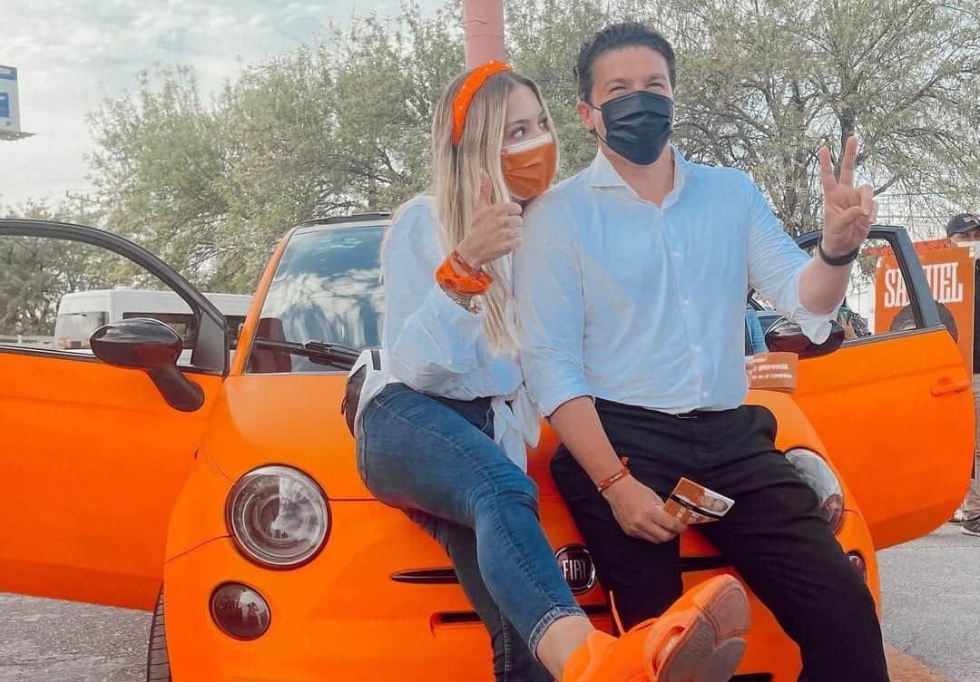 Samuel García y Mariana Rodríguez presentan el 'Fosfo Móvil'