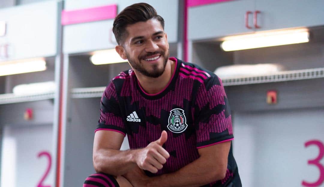 Fotos: Conoce la nueva playera de la Selección Mexicana; es rosa con negro
