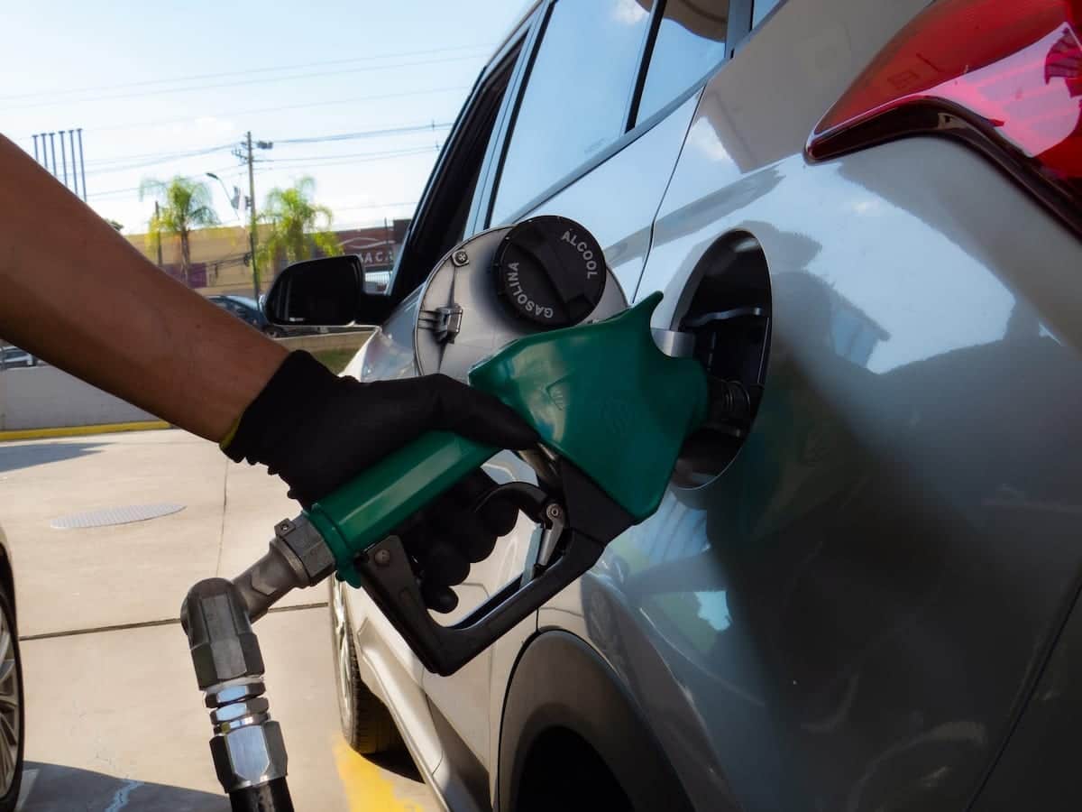 Gasolina premium sube 21.58% en 2021, según datos de Profeco