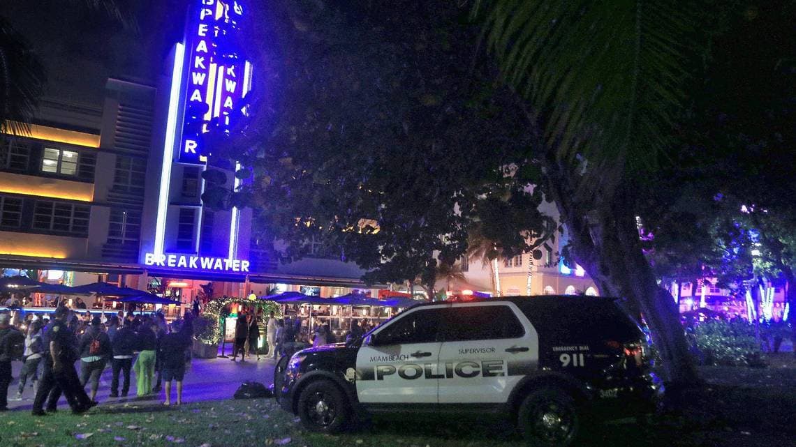 Miami Beach impone un toque de queda con efecto inmediato debido a las masas incontrolables