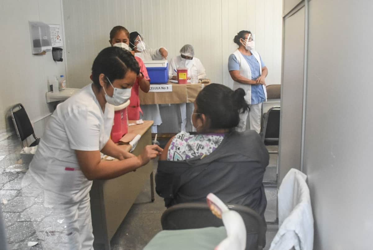 Continúan a la baja casos y muertes por Covid-19 en Quintana Roo; 1 muerto y 39 positivos en un día