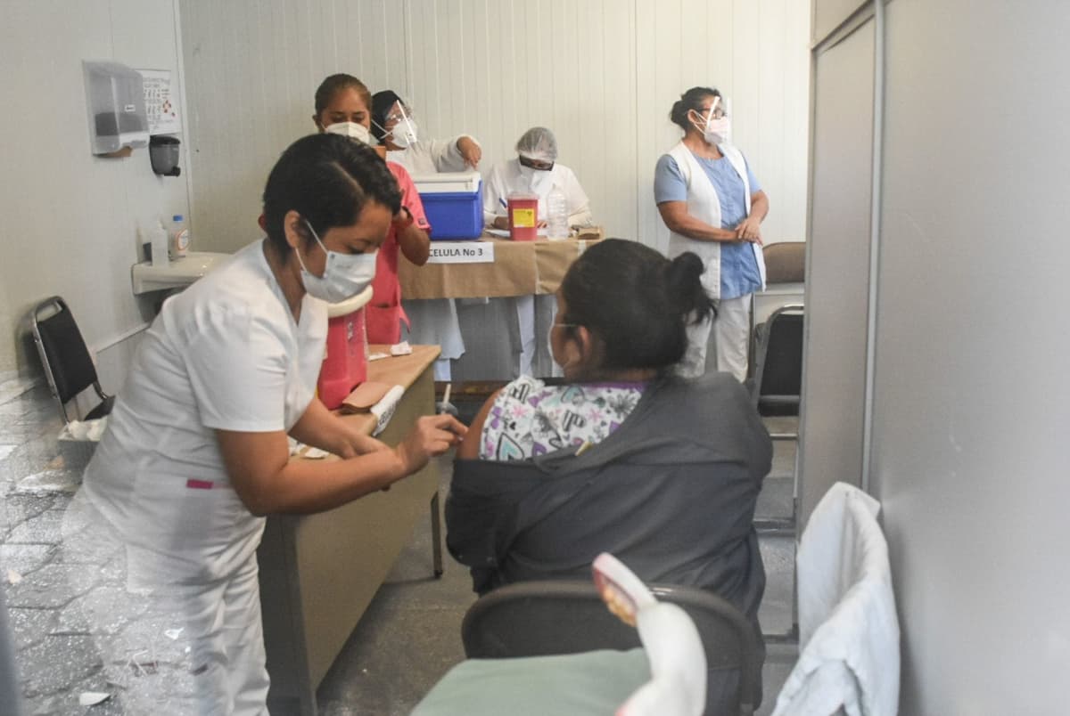 Continúan a la baja casos y muertes por Covid-19 en Quintana Roo; 1 muerto y 39 positivos en un día