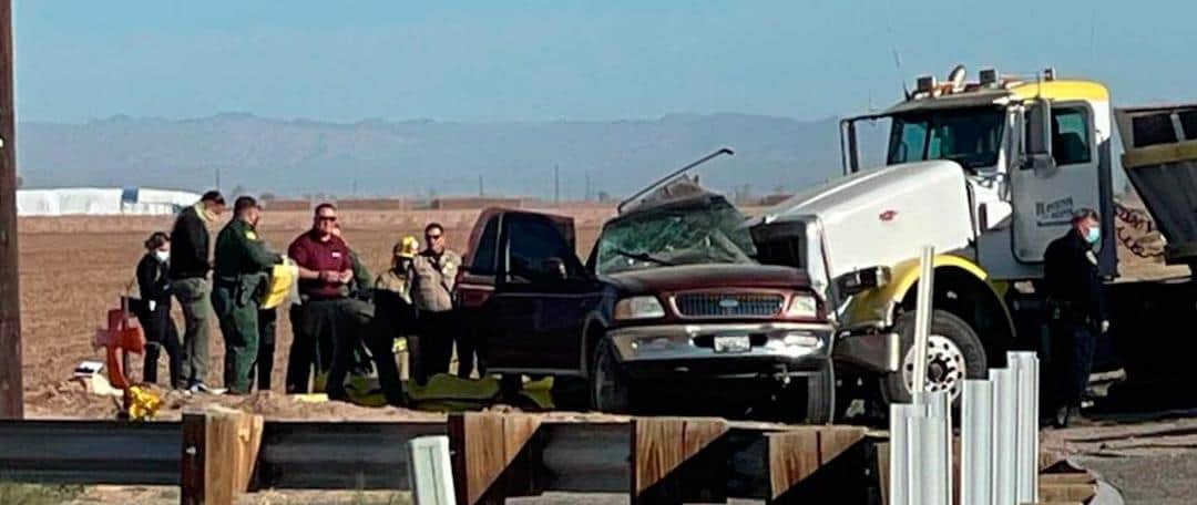 Video: Mueren 10 mexicanos en accidente en California