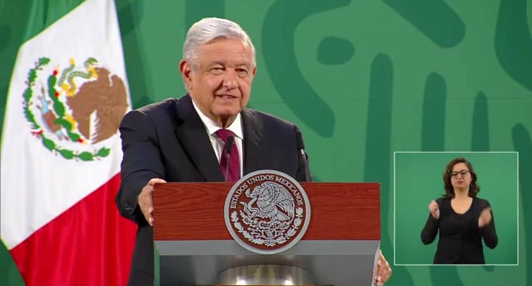 Tras amparo de juez, alista gobierno de AMLO defensa del padrón de usuarios de celulares