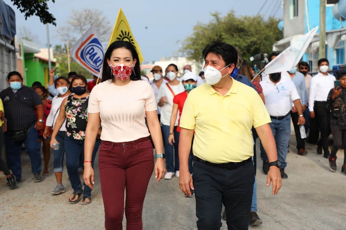 Víctor Mas respalda trabajos y obras en Tulum, en especial pavimentación de calles