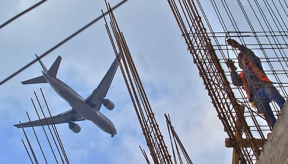 Dos aviones estuvieron a punto de chocar tras rediseño del espacio aéreo: revela sindicato