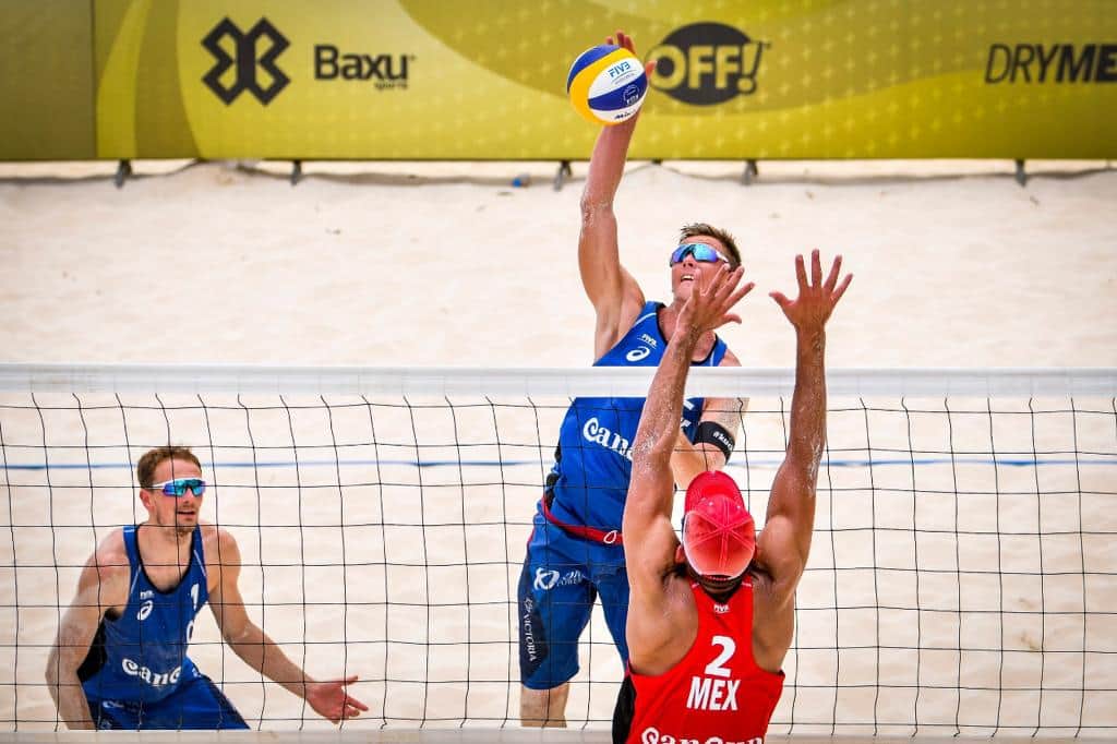 Parejas mexicanas no superan primera ronda de torneo mundial de voleibol de playa en Cancún