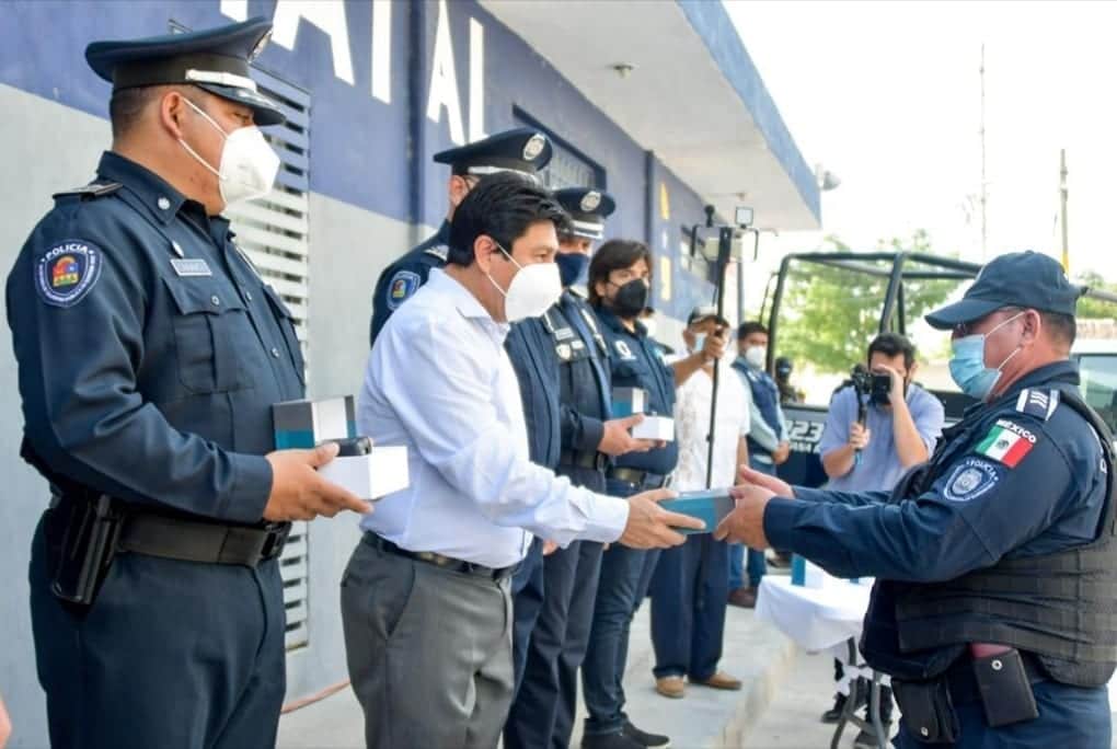 Policía de Tulum se fortalece con 35 cámaras de seguridad para dignificar su labor