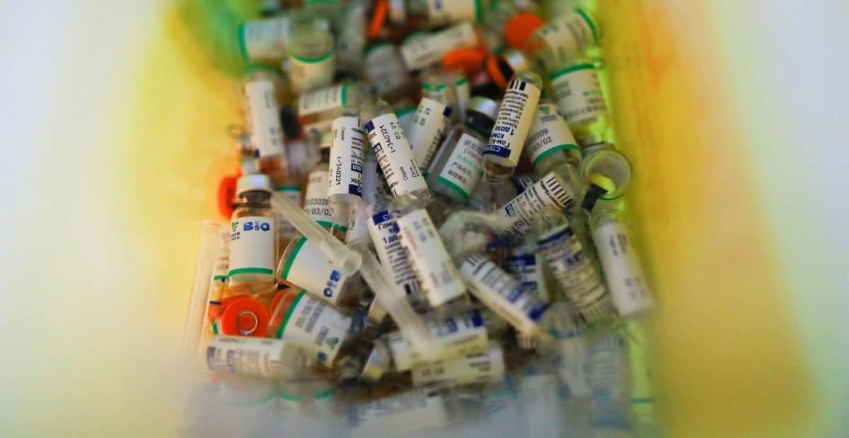 EU tendrá un exceso de 300 millones de vacunas contra la Covid-19 para julio, estima la Universidad de Duke