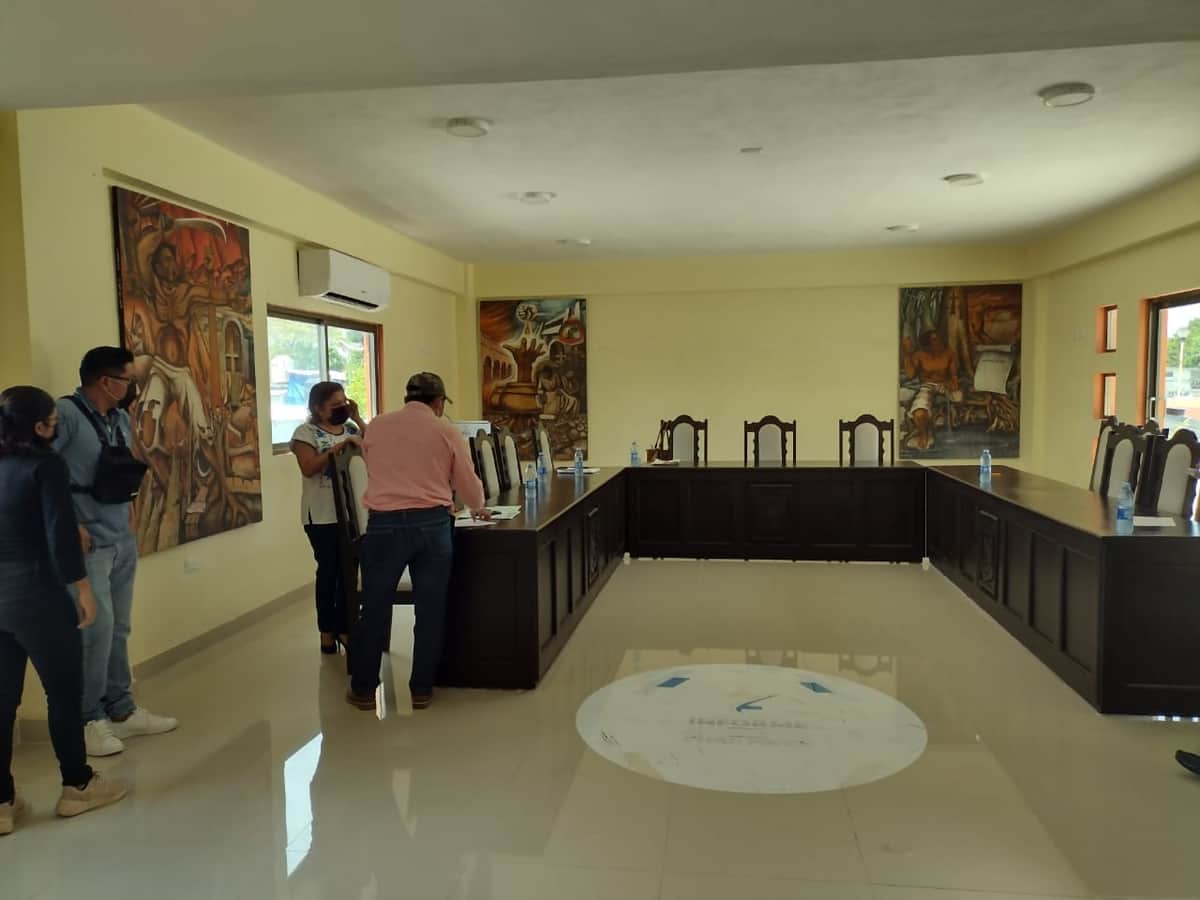 Secretario Municipal de Hacienda de Felipe Carrillo Puerto no acude a reunión con regidores