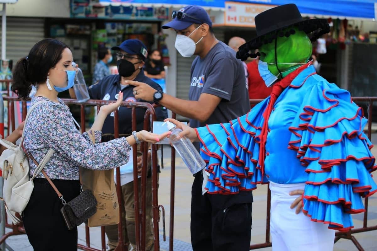 Autoridades y empresarios se unen contra el Covid-19 en Playa del Carmen