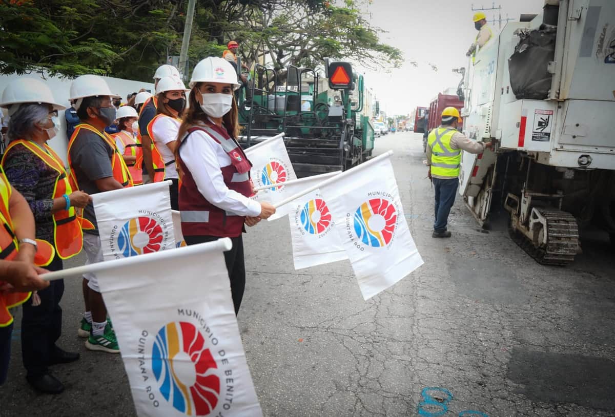 Mara Lezama da banderazo inicial para pavimentar más de 31 mil metros cuadrados en Cancún