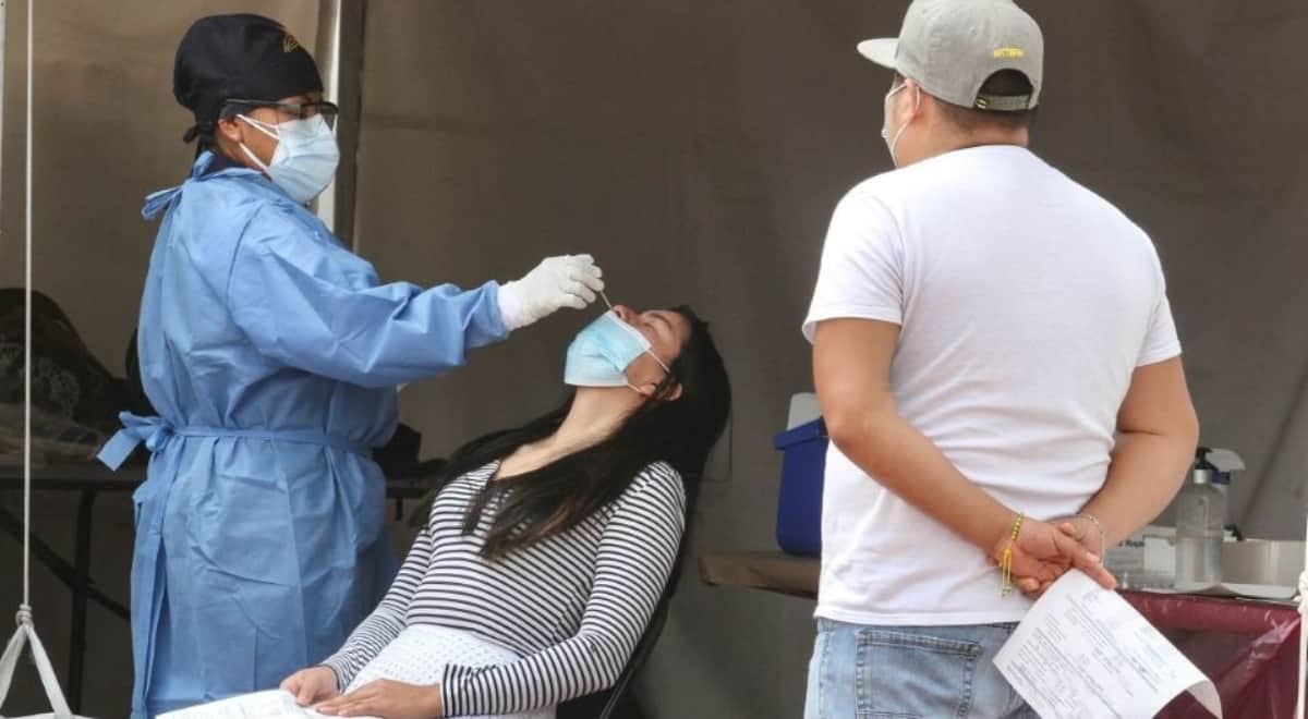 Aumentan 15% casos de COVID