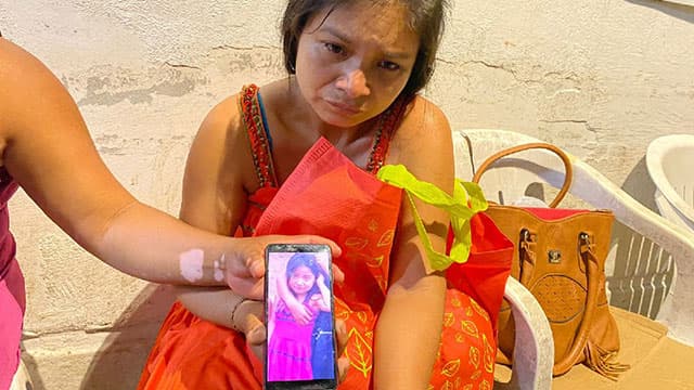 Dos hermanos comen pan envenenado que encontraron en el patio de su casa