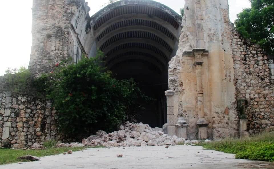 INAH hará valer seguro para recuperar la capilla de Tihosuco tras colapso de fachada